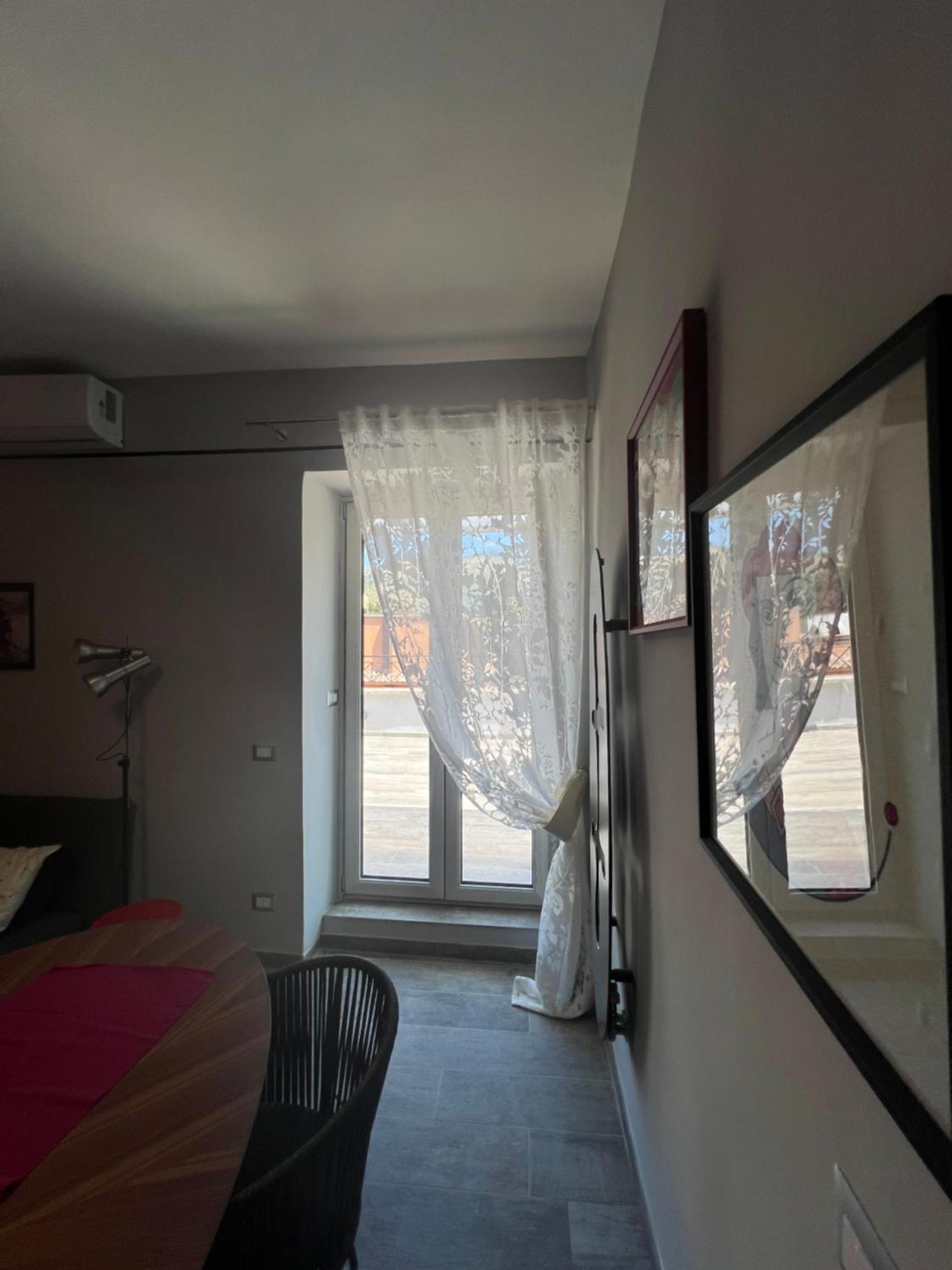דירות טיבולי A Casa Di Linda מראה חיצוני תמונה